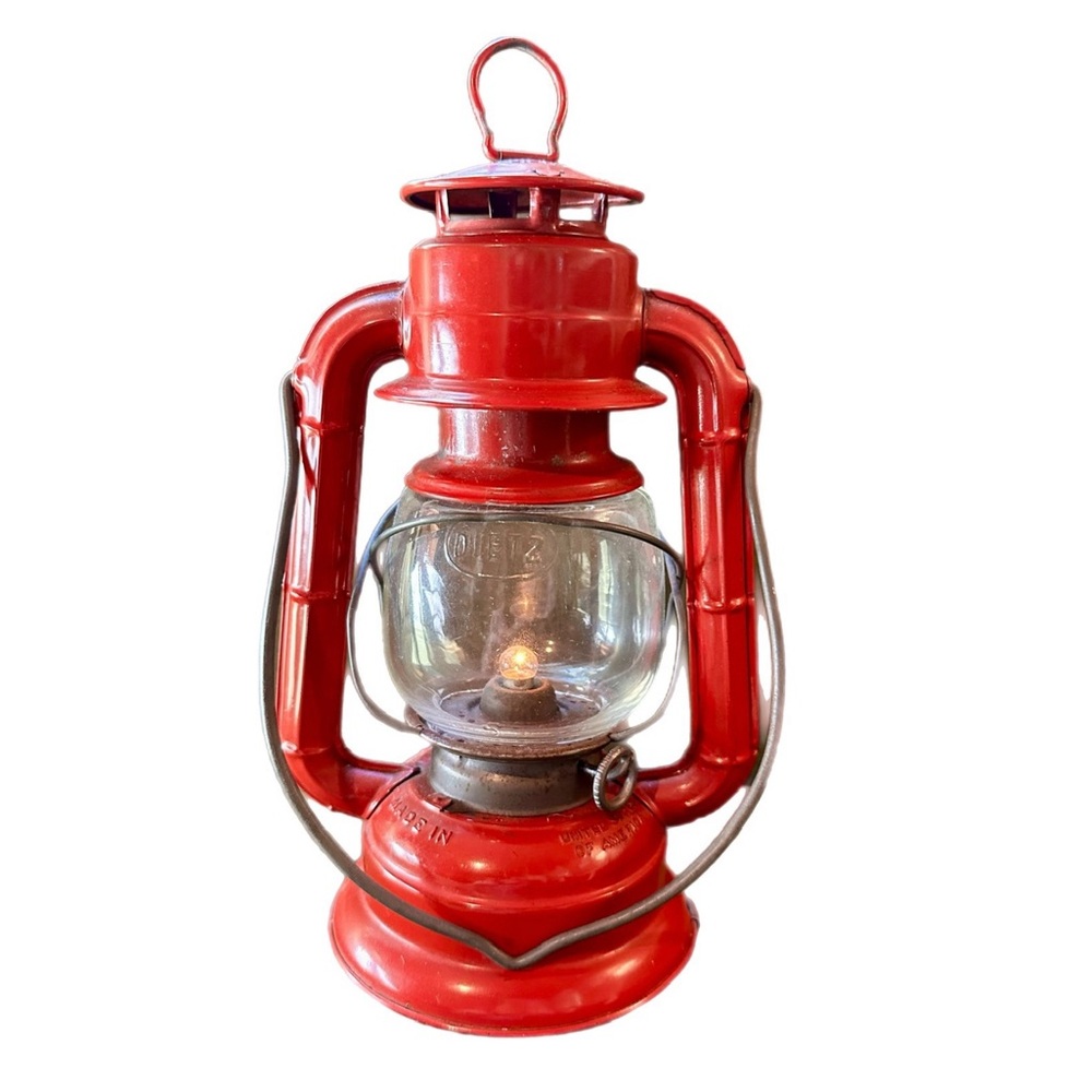 Vintage Dietz Comet Red Hurricane Lantern – Working Condition